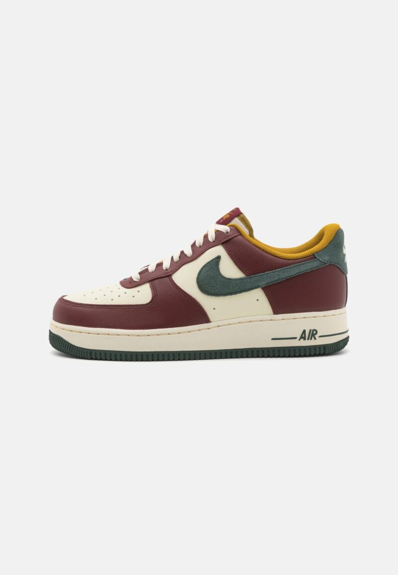 Buty Nike Air Force 1 LV8 Brązowe HQ3612-113