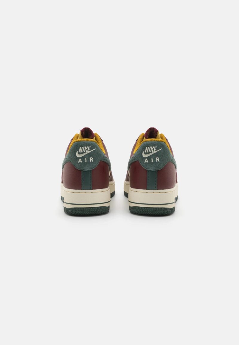 Buty Nike Air Force 1 LV8 Brązowe HQ3612-113 - obrazek 3